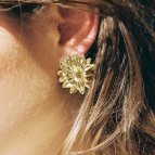 Joobee : boucles d'oreilles Ornella de Elis Paris portées