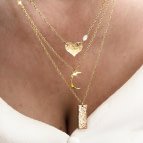 Joobee : collier Amoureuse de Stella Mai porté