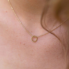 Joobee collier Amarre de Sissi 100 Fils porté