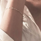 Joobee : bracelet perle de culture Minorque de Mai porté
