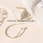 Joobee : Boucles d'oreilles créoles asymétriques serpent Eden de 4 Crosses