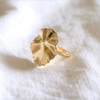 Joobee : bague dorée Helios de Un de Ces Quatre