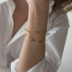 Joobee : bracelet Jonc ovale de 4 Crosses porté