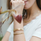 joobee bracelet arya de un de ces quatre bijoux porté