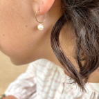 Joobee boucles d'oreilles mini créoles perles de culture de Jour de Mistral