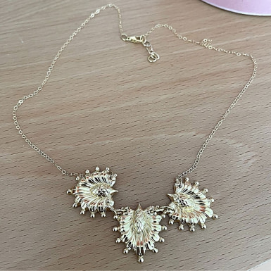 Collier plaqué or Palmettes de Un de Ces Quatre